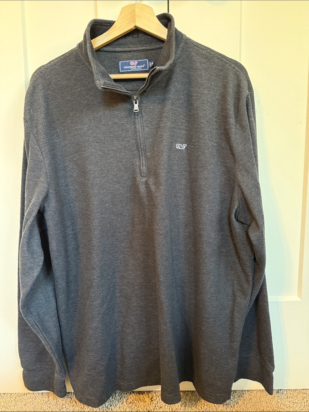 Vineyard Vines Men's Jet-Black Saltwater Quarter-Zip Pullover
